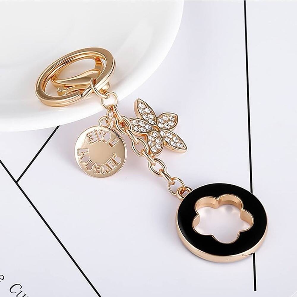 Fashionable Keychain/ Bag Charm Forever Love with Five Leaf Clover Design